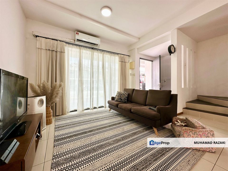 Tresna Teruntum, Saujana Perdana, Sg.Buloh 2 Storey Terrace House For Sale. Renovated., Selangor, Sungai Buloh