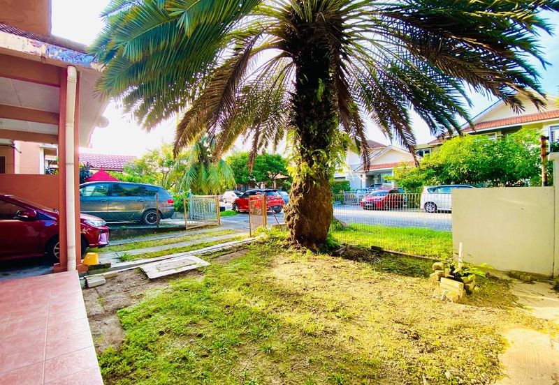 Lorong Az-Zaharah 10/20