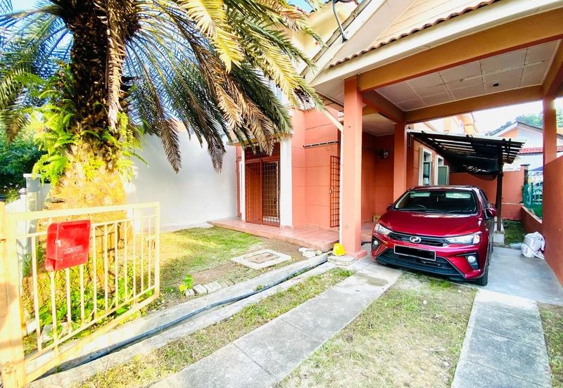 Lorong Az-Zaharah 10/20