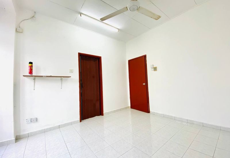 Lorong Az-Zaharah 10/20