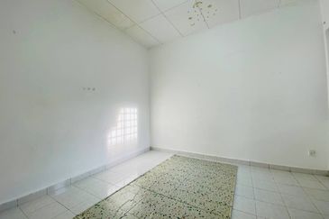 Lorong Az-Zaharah 10/20