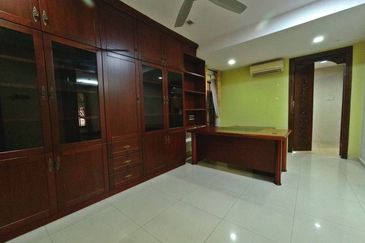 Seksyen 8, Kota Damansara