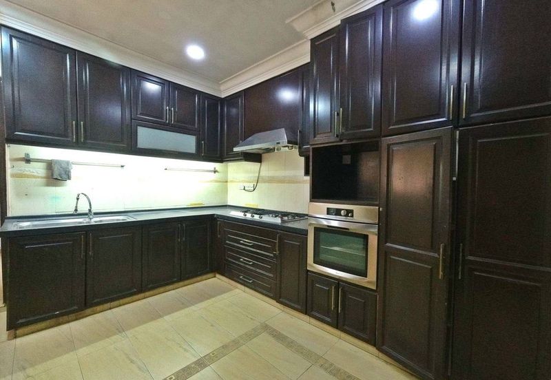 Seksyen 8, Kota Damansara