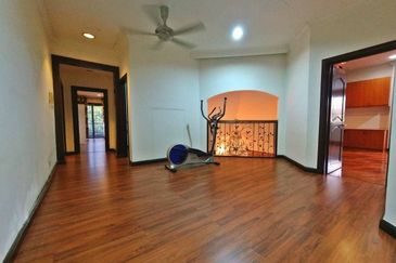 Seksyen 8, Kota Damansara