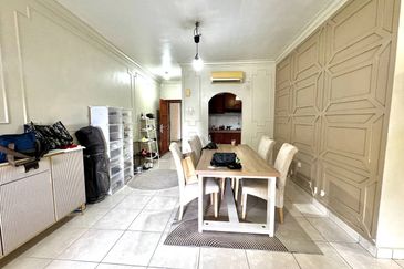 Perdana View Condominium