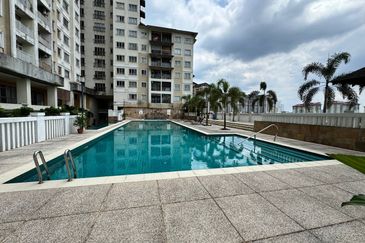 Perdana View Condominium