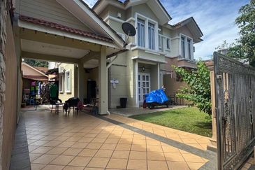 Lorong Az-Zaharah 10/20