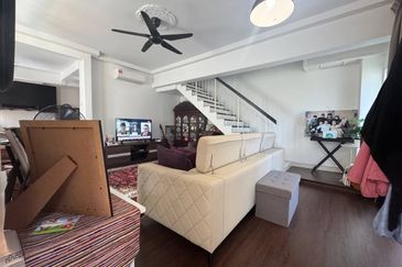 Lorong Az-Zaharah 10/20