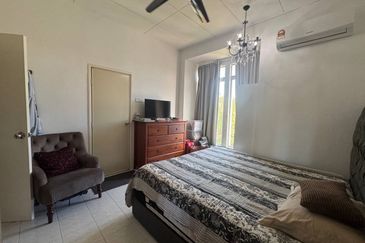 Lorong Az-Zaharah 10/20