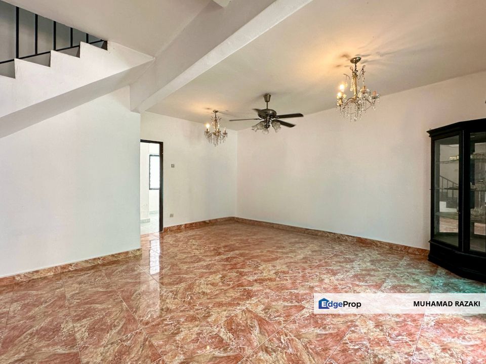 Taman Seri Pristana Sungai Buloh Double Story House For Sale, Selangor, Sungai Buloh