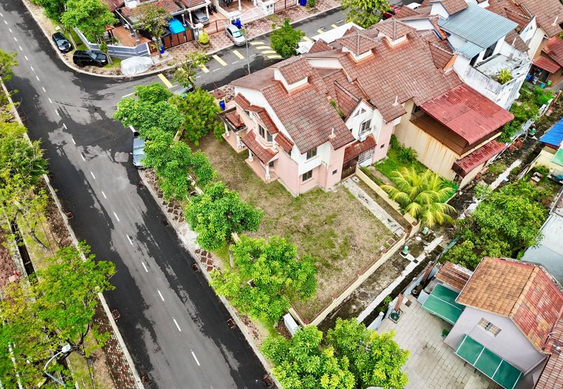 Jalan Spektrum U16 @ Taman Bukit Subang