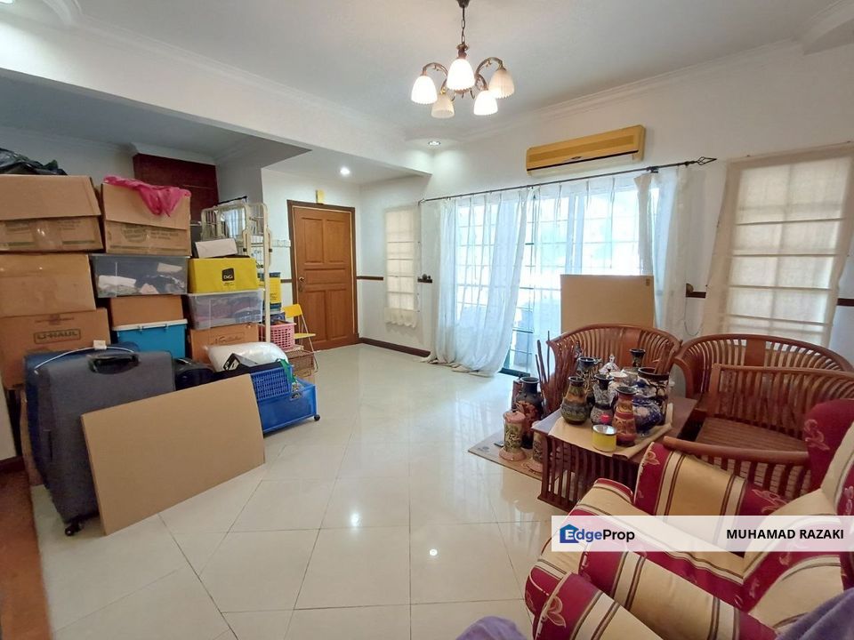 Seksyen 9, Kota Damansara, 2 Storey Terrace For Sale. FACING OPEN., Selangor, Kota Damansara