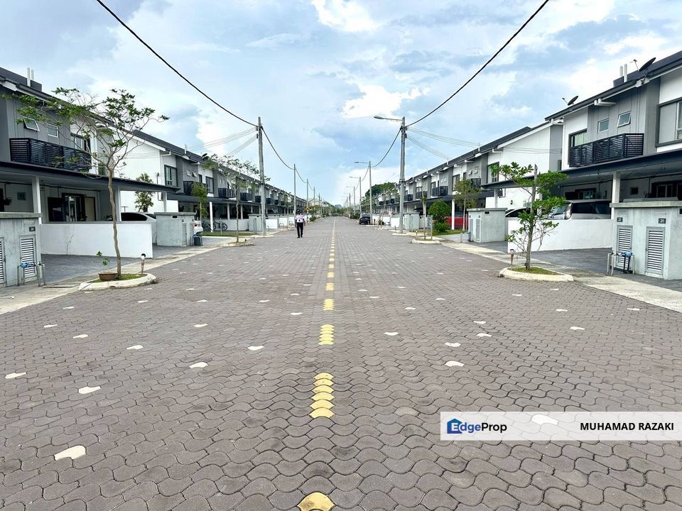 Rentak Perdana, Puncak Alam. Double Storey Terrace House LBS For Sale ...