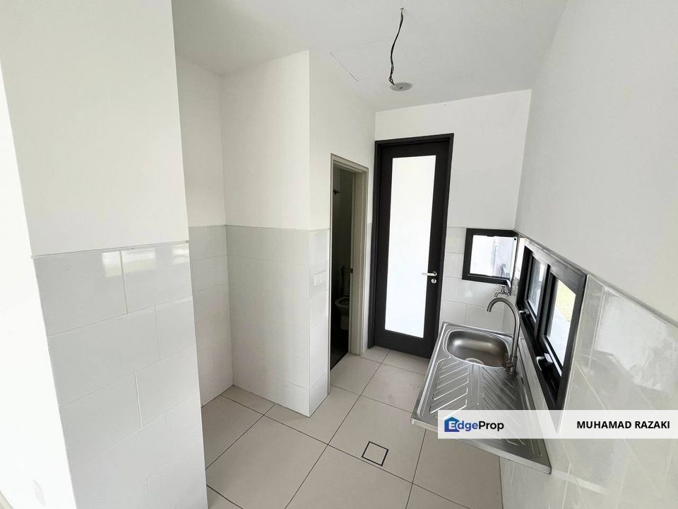 Elmina Gardens, Shah Alam. END LOT Double Storey Ilham Residence For Sale, Selangor, Shah Alam