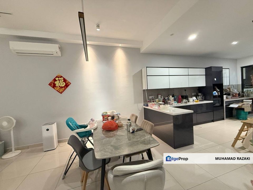 Elmina Green 1 , Shah Alam Double Storey Terrace House For Sale with Furnished, Selangor, Shah Alam