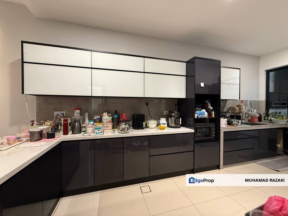 Elmina Green 1 , Shah Alam Double Storey Terrace House For Sale with Furnished, Selangor, Shah Alam