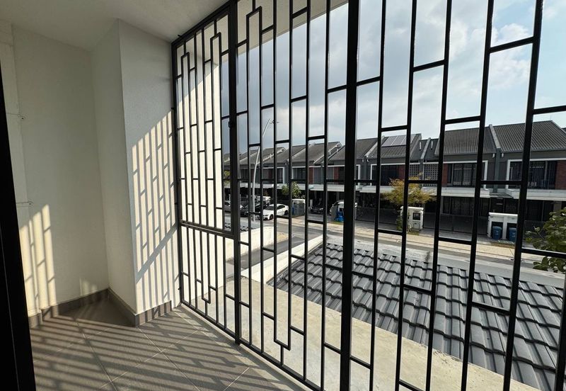 Elmina Green Three @ City of Elmina