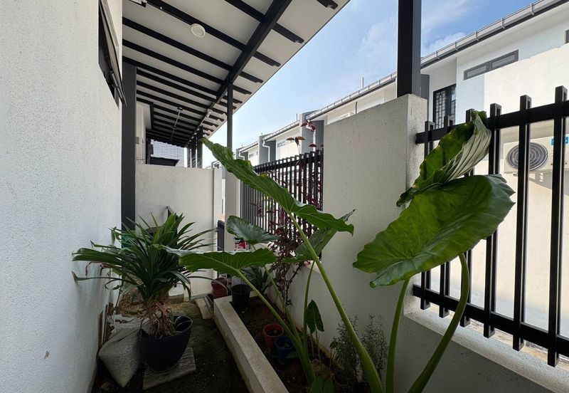 Elmina Green Three @ City of Elmina