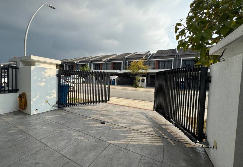 Elmina Green Three @ City of Elmina