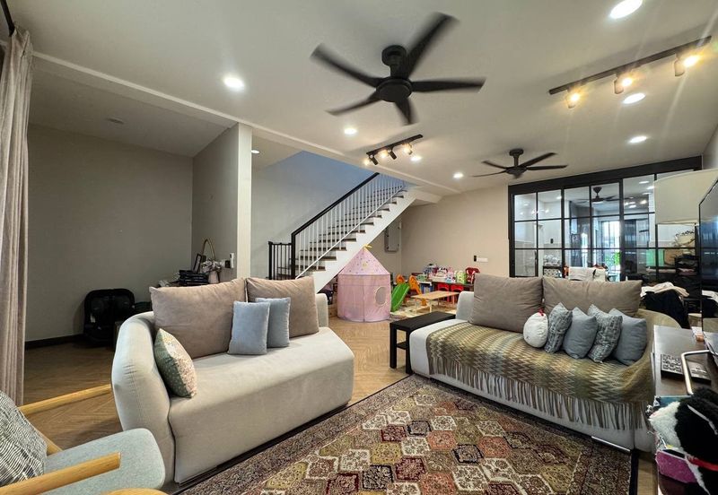 Elmina Green Three @ City of Elmina