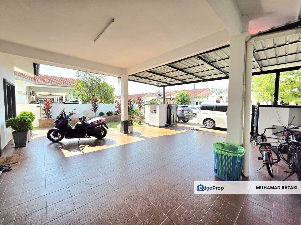 Jalan Lombong Seksyen 29 Shah Alam. Single Storey Semi-D Taman Tulip 3 (RENOVATED & EXTENDED), Selangor, Shah Alam