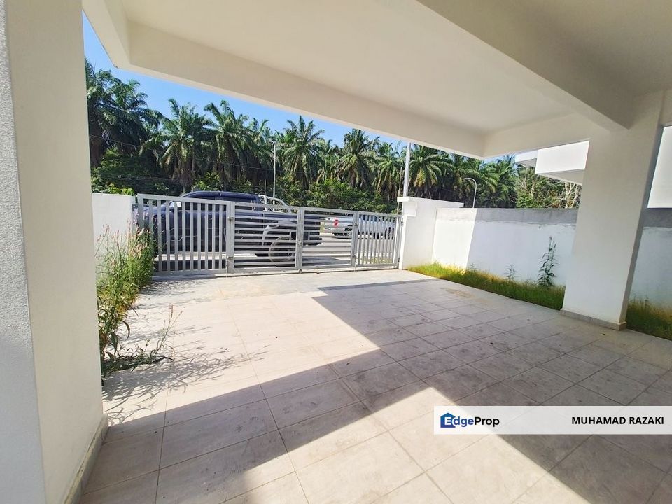 Seksyen U15 Shah Alam. Semi D Laman Sutera House For Sale - New Hoise Open Titile Facing Open, Selangor, Shah Alam