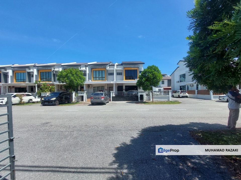 Saujana Perdana, Sungai Buloh, END LOT 2 Storey Terrace House For Sale, Selangor, Sungai Buloh
