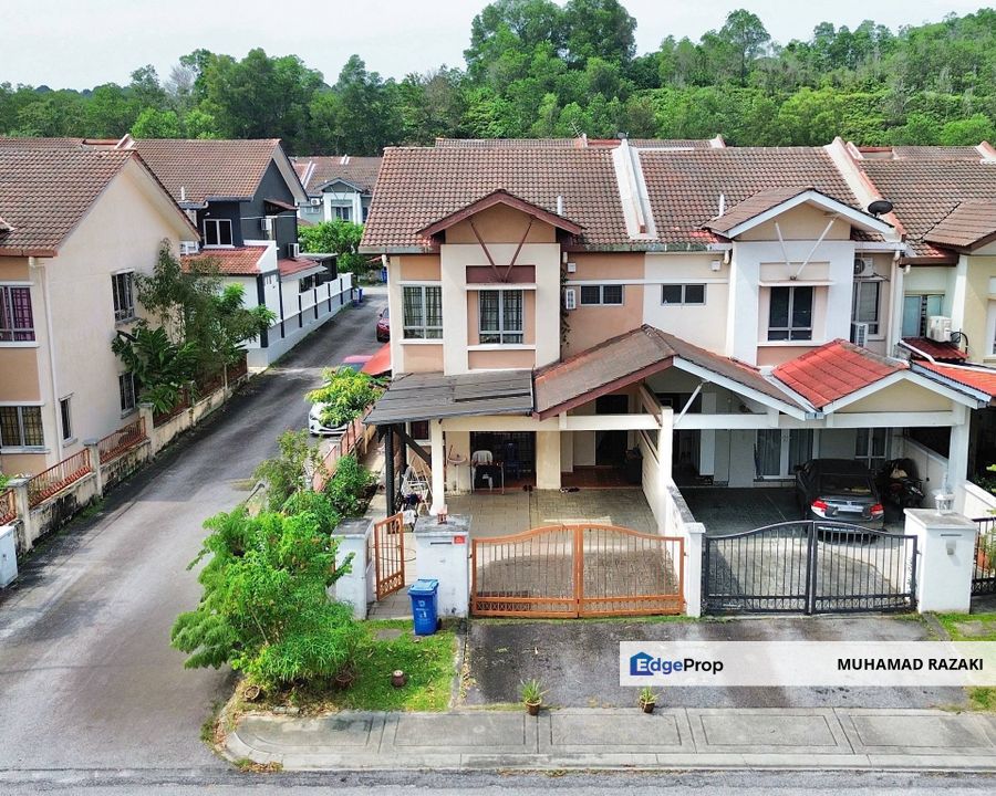 Sunway Kayangan, Seksyen U9, Shah Alam, END LOT Double Storey Terrace House For Sale., Selangor, Shah Alam