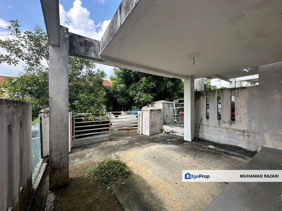 Aman Putri, Seksyen U17 Shah Alam, Double Storey Terrace House For Sale FREEHOLD, Selangor, Shah Alam
