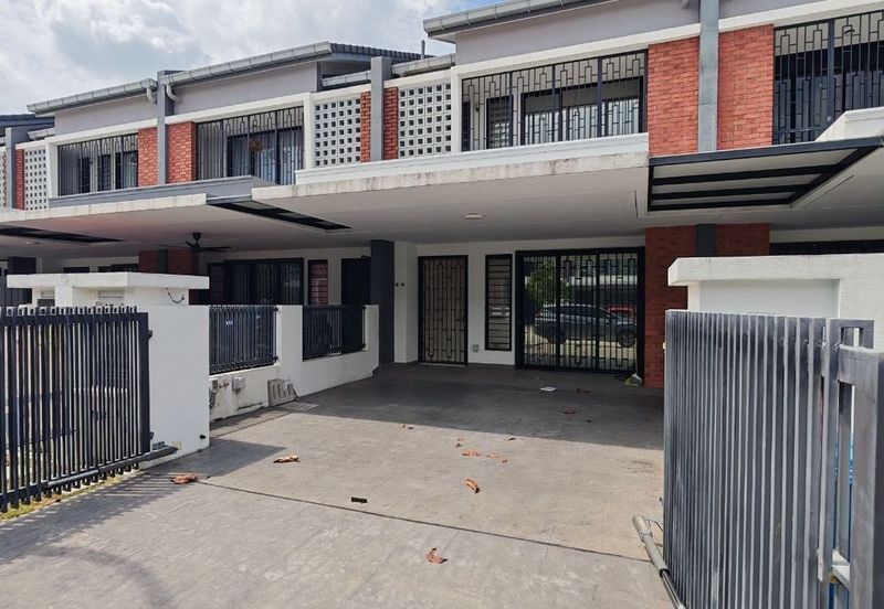 Elmina Green Three @ City of Elmina