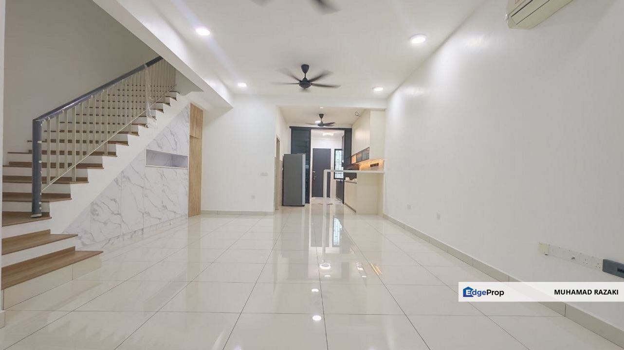 Elmina Green 3, Shah Alam, Double Storey Terrace For Sale. FREEHOLD., Selangor, Sungai Buloh