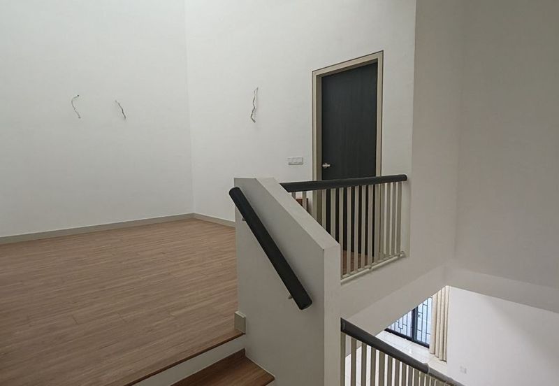 Elmina Green Three @ City of Elmina