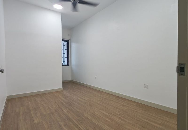 Elmina Green Three @ City of Elmina