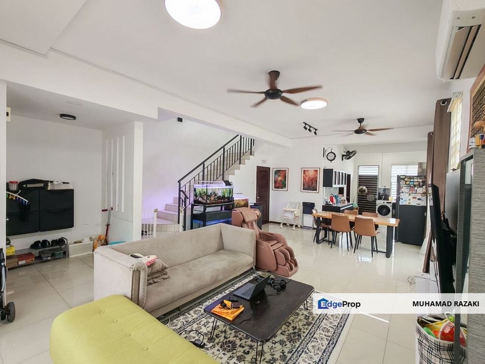 Tresna Teratai Saujana Perdana, Saujana Utama. END Lot Double Storey Terrace House For Sale. VP2022, Selangor, Sungai Buloh