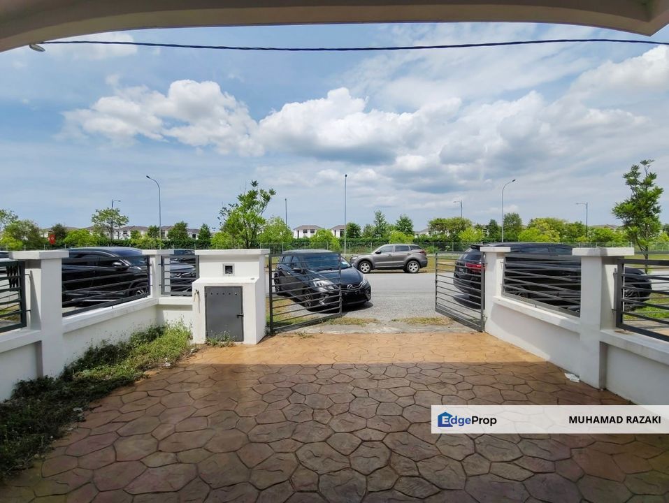 Tresna Triandra, Saujana Perdana, Sungai Buloh Double Storey Terrace House For Sale. FACING OPEN, FURNISHED!, Selangor, Sungai Buloh