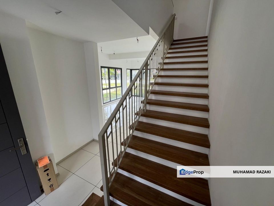 Ilham Residence @ City of Elmina, END LOT 2 Storey Terrace House For Sale., Selangor, Shah Alam