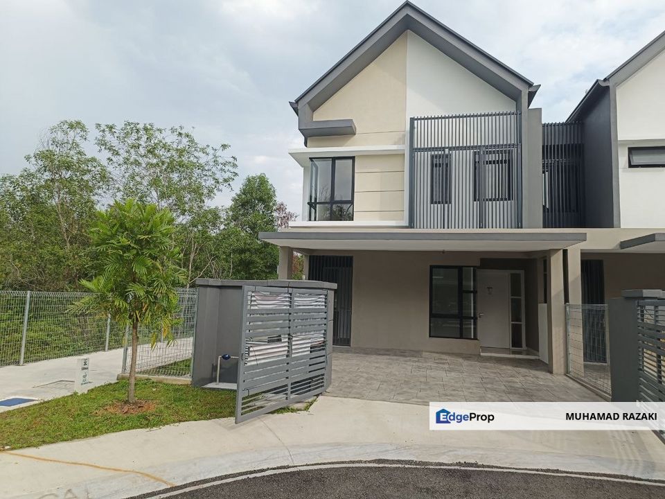 Brand New, End Lot Double Frontage Lake Garden View, Lily Type Double Storey, Selangor, Shah Alam