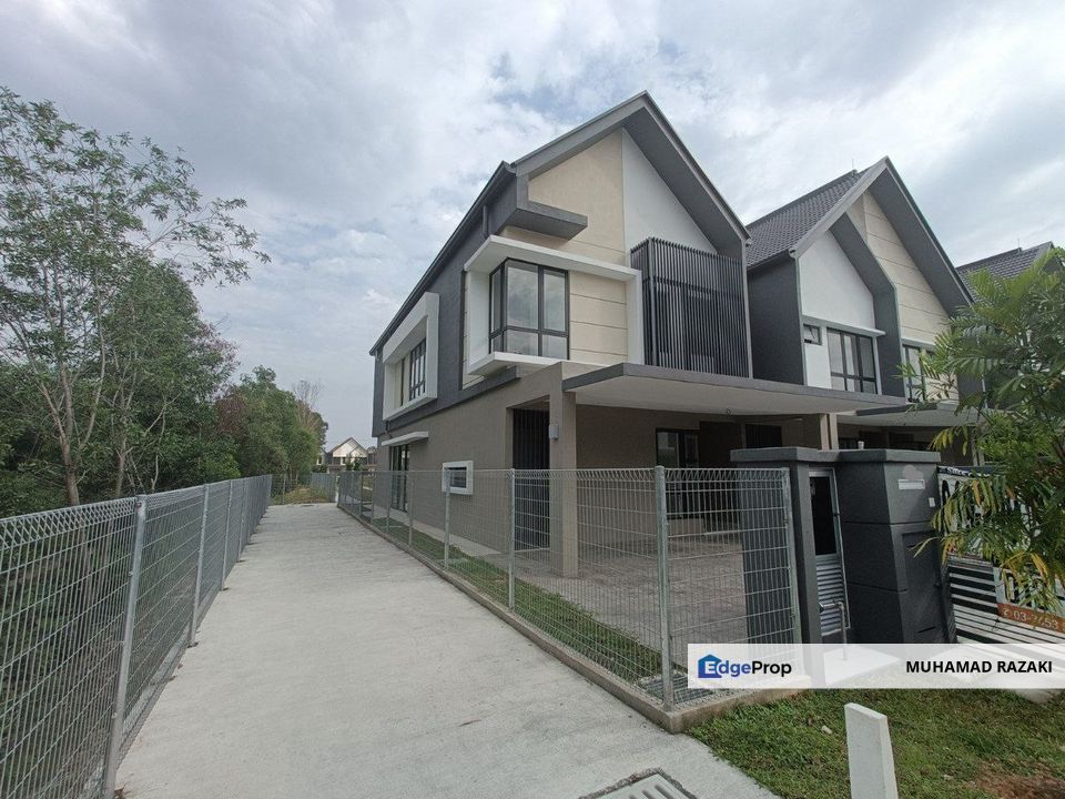 Brand New, End Lot Double Frontage Lake Garden View, Lily Type Double Storey, Selangor, Shah Alam