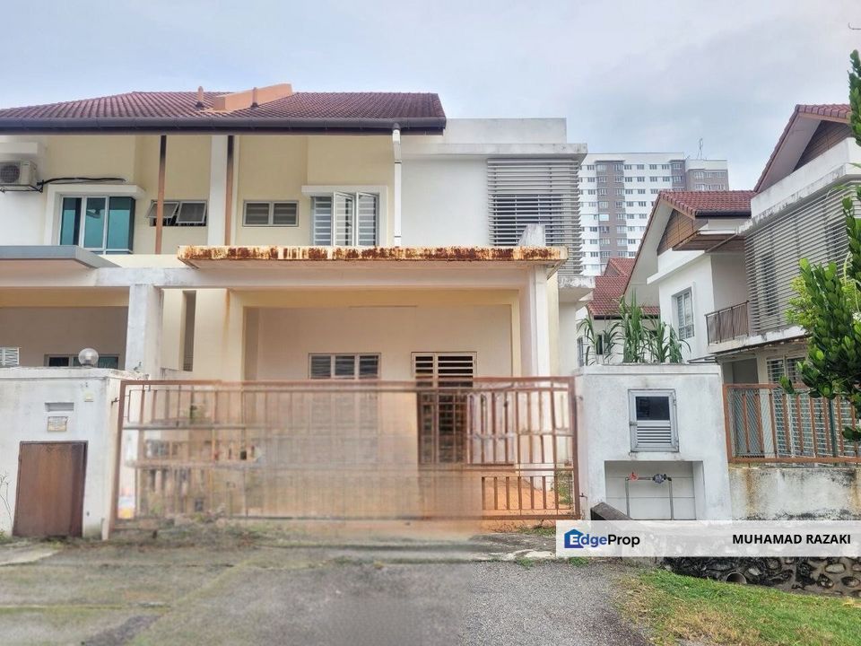End Lot Double Storey, Lowest Price Offer! Extra 10ft Land, Selangor, Bandar Puncak Alam