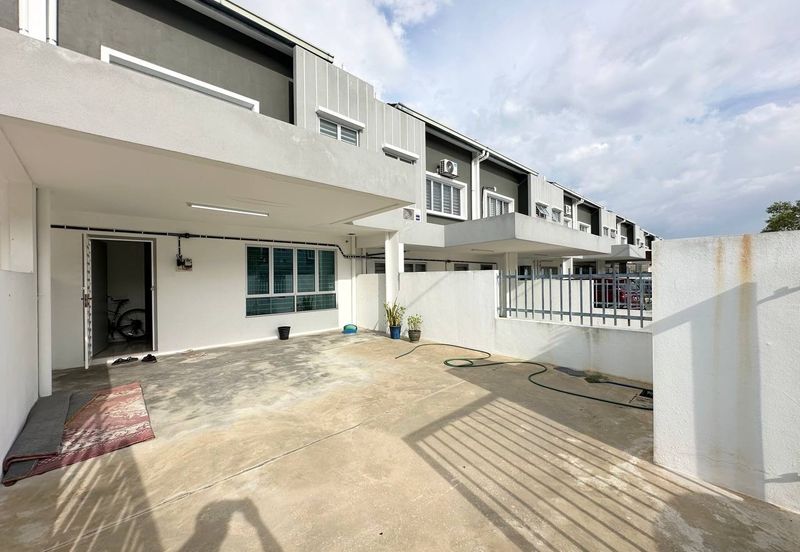 Rumah Masih Baru, Laman Haris Eco Grandeur, Hot Demand! Sell Below Market!