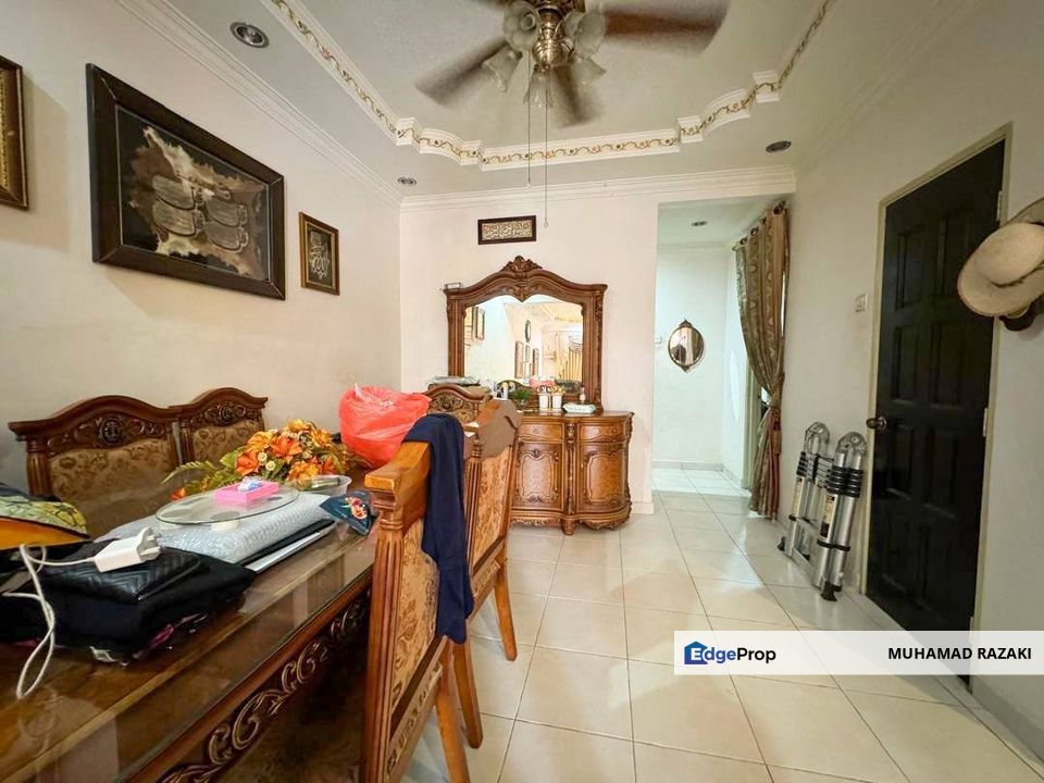 Harga Terendah! FREE 2 Unit Aircond, Renovated Unit with Kitchen Cabinet, Selangor, Shah Alam