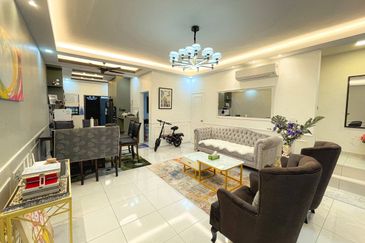 Suria Enclave Double Storey Puncak Alam, Cantik Fully Renovated Interior! Partialy Furnished Provided!