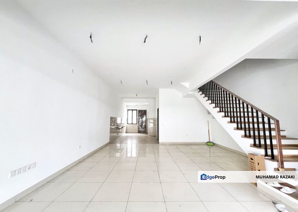 Freehold! Well Maintained Bare Unit Elmina Green 1, Nearby Denai Alam (BEST PRICE!), Selangor, Shah Alam