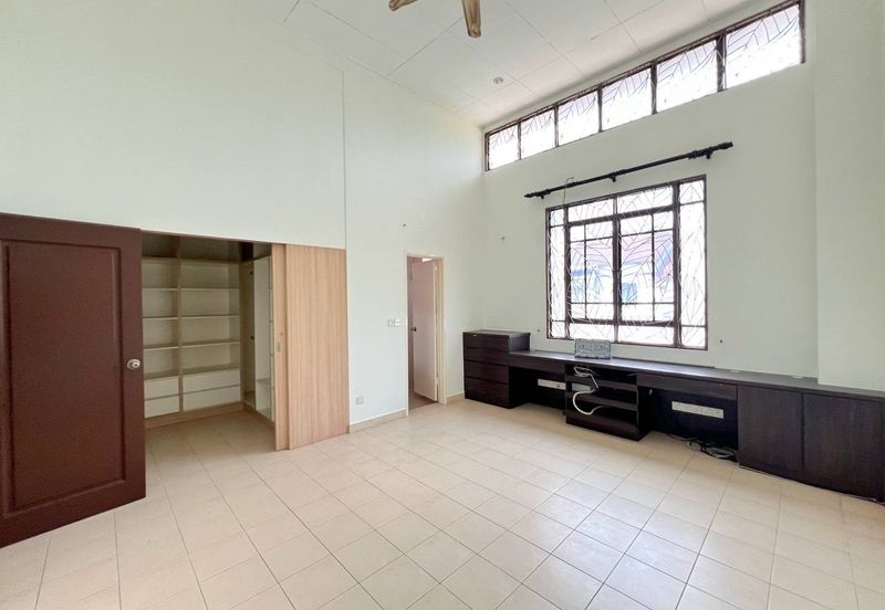 FREEHOLD! WELL MAINTAINED Double Storey Greenlane, Jalan Jerji Bukit Jelutong