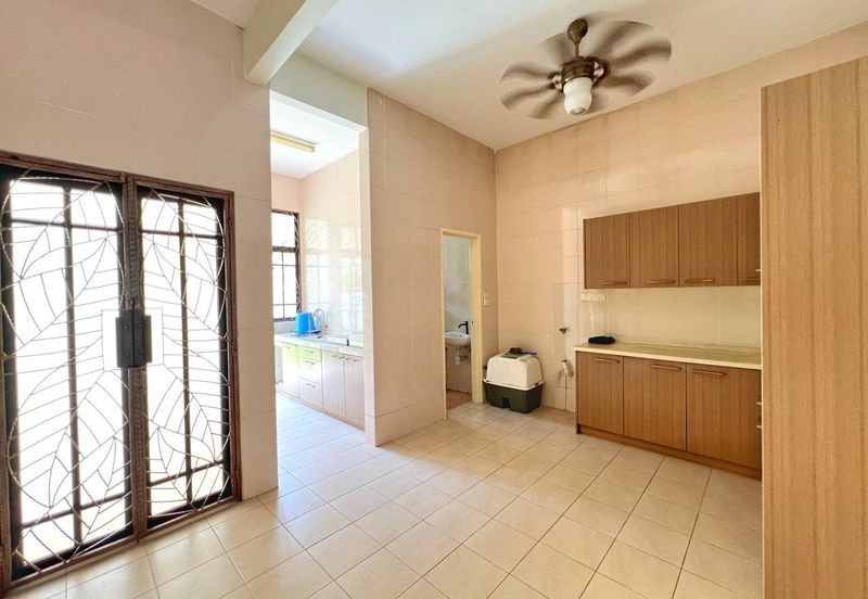 FREEHOLD! WELL MAINTAINED Double Storey Greenlane, Jalan Jerji Bukit Jelutong