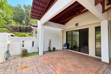 FREEHOLD! WELL MAINTAINED Double Storey Greenlane, Jalan Jerji Bukit Jelutong