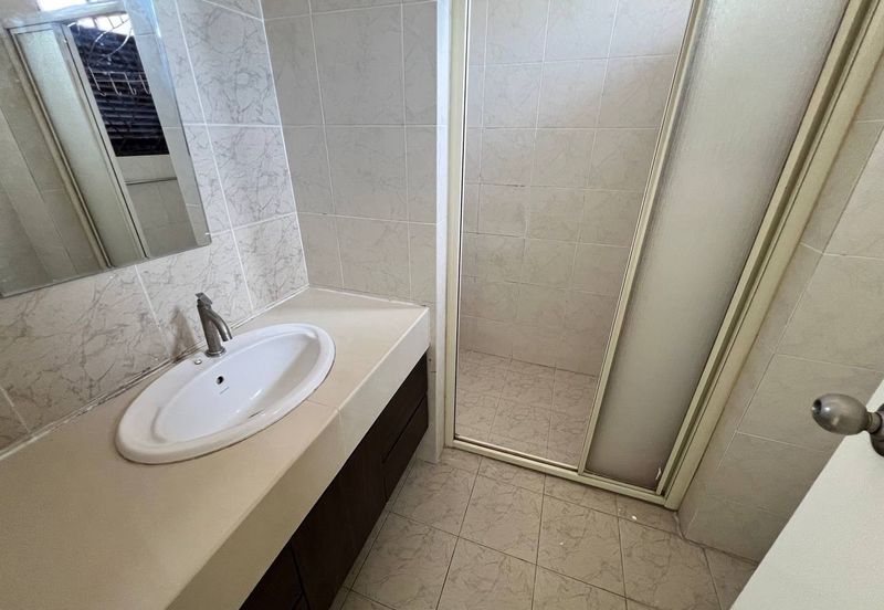 FREEHOLD! WELL MAINTAINED Double Storey Greenlane, Jalan Jerji Bukit Jelutong