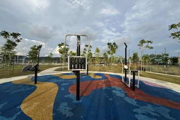 Corner Lot Double Storey Terrace, Ritma Perdana (Rumah Baru Siap)