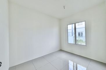 Corner Lot Double Storey Terrace, Ritma Perdana (Rumah Baru Siap)