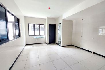 Hevea Elmina Gardens